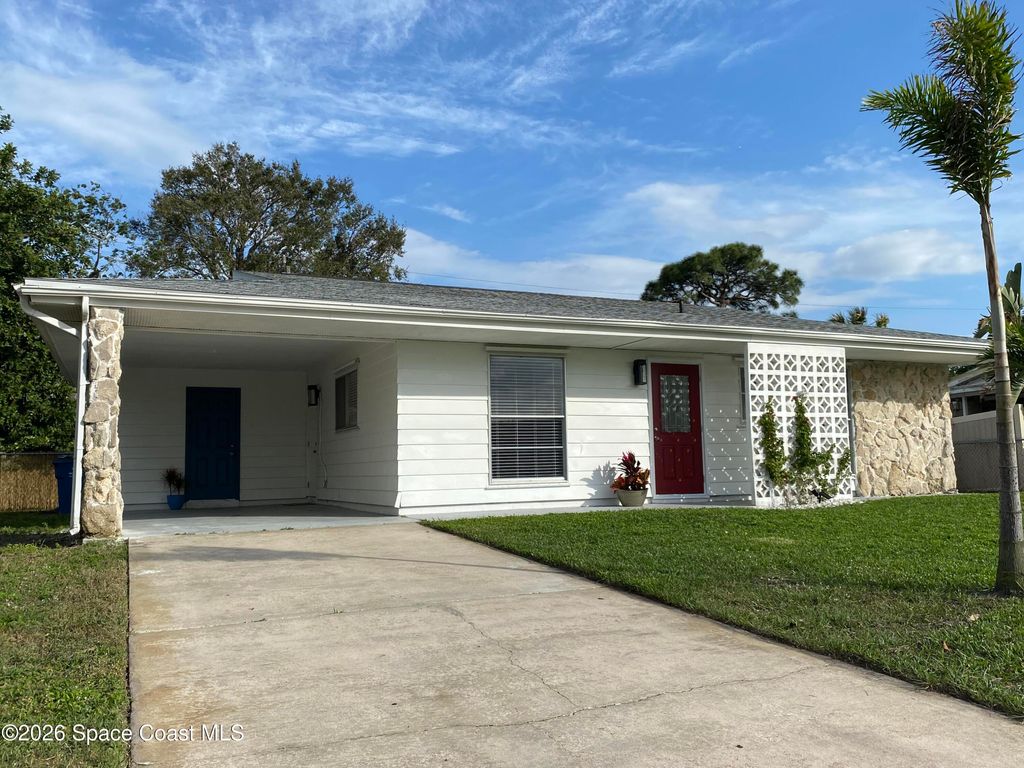 793 Bianca Drive NE, Palm Bay, FL 32905