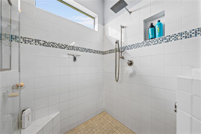 6165 PEBBLE BEACH BOULEVARD, Winter Haven, FL 33884