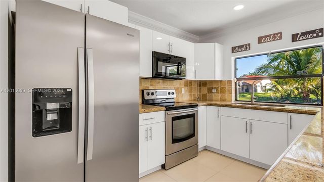 11980 S Aviary Dr, Cooper City, FL 33026