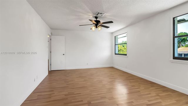 11980 S Aviary Dr, Cooper City, FL 33026