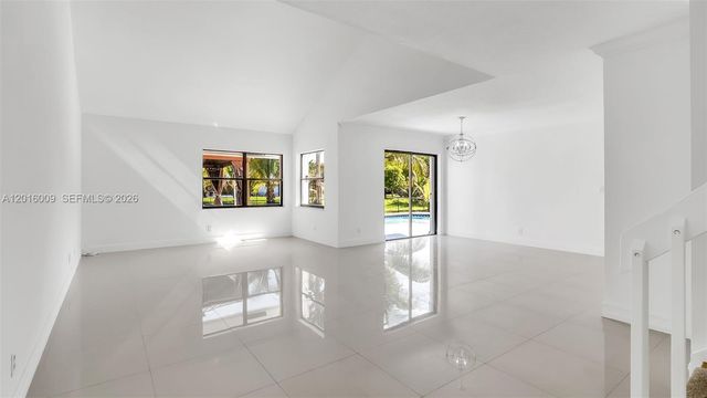 11980 S Aviary Dr, Cooper City, FL 33026