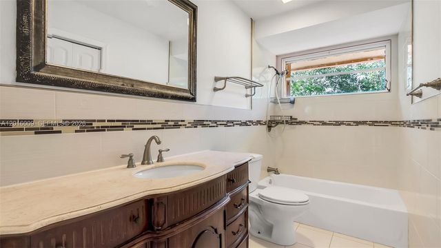 11980 S Aviary Dr, Cooper City, FL 33026