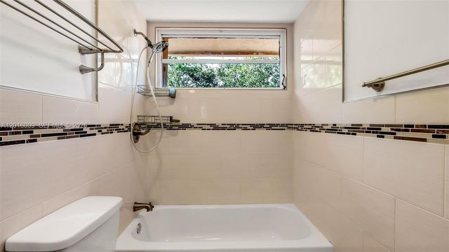 11980 S Aviary Dr, Cooper City, FL 33026