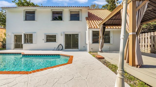 11980 S Aviary Dr, Cooper City, FL 33026