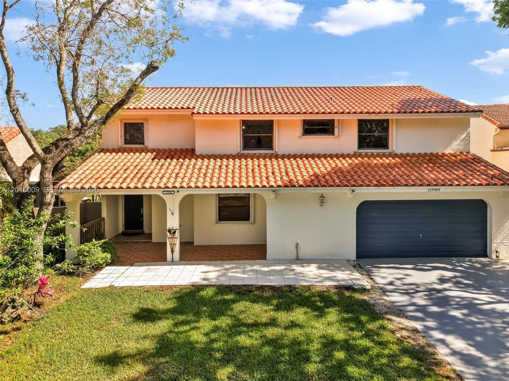 11980 S Aviary Dr, Cooper City, FL 33026