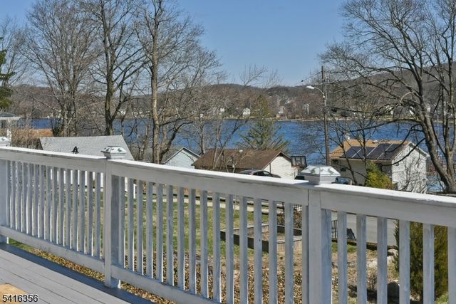 17 Hillside Ave, Netcong Boro, NJ 07857