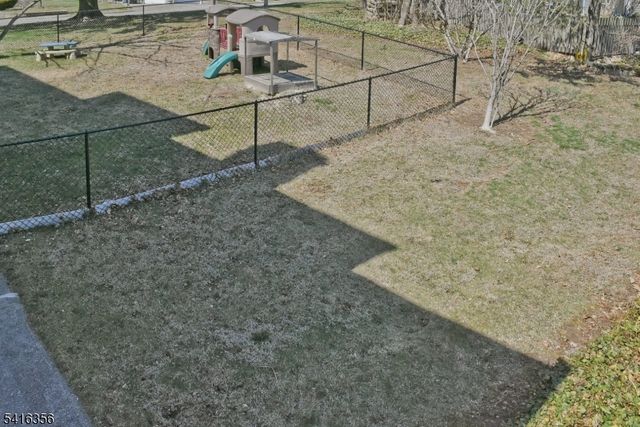 17 Hillside Ave, Netcong Boro, NJ 07857