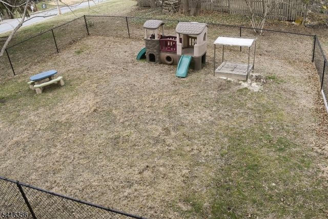 17 Hillside Ave, Netcong Boro, NJ 07857
