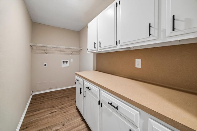 9807 Sparrow Street, La Porte, TX 77571