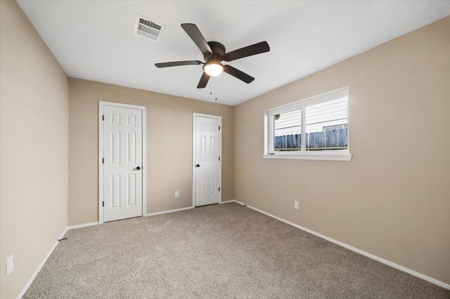 9807 Sparrow Street, La Porte, TX 77571