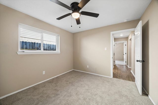 9807 Sparrow Street, La Porte, TX 77571