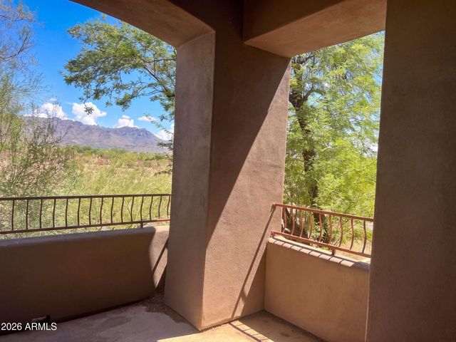 19550 N GRAYHAWK Drive 2028, Scottsdale, AZ 85255