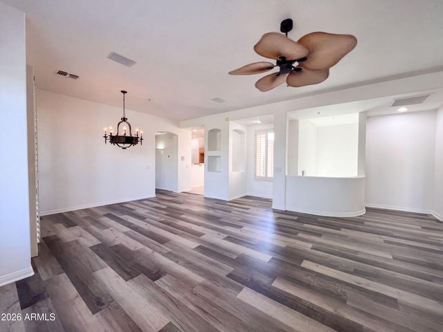 19550 N GRAYHAWK Drive 2028, Scottsdale, AZ 85255