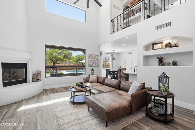 10017 S Placita Notable, Vail, AZ 85641