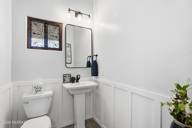 10017 S Placita Notable, Vail, AZ 85641
