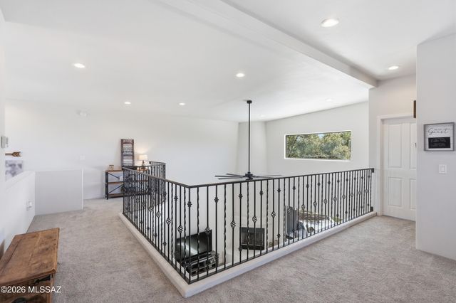 10017 S Placita Notable, Vail, AZ 85641