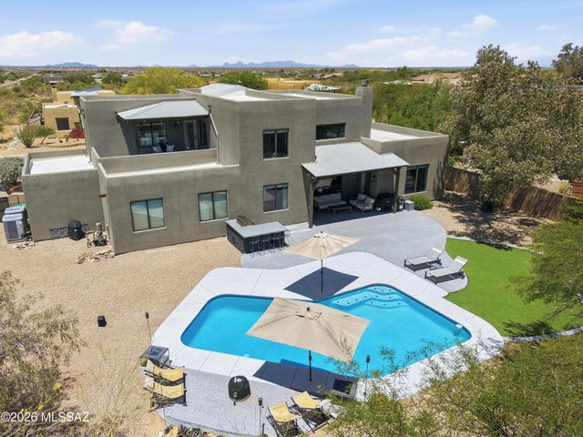 10017 S Placita Notable, Vail, AZ 85641