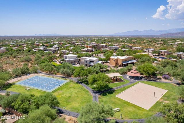 10017 S Placita Notable, Vail, AZ 85641