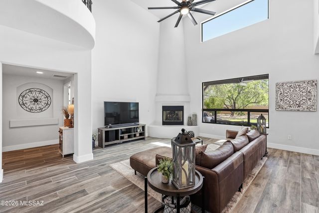 10017 S Placita Notable, Vail, AZ 85641