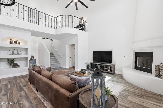 10017 S Placita Notable, Vail, AZ 85641