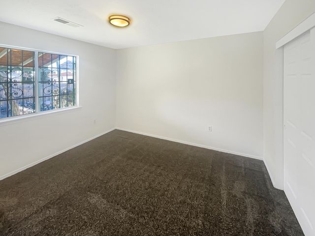 1333 Lucretia Street SW, Albuquerque, NM 87121