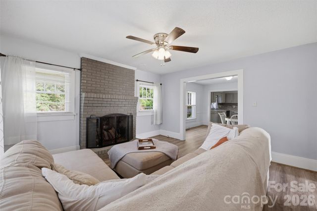 623 E Ohio Avenue, Bessemer City, NC 28016