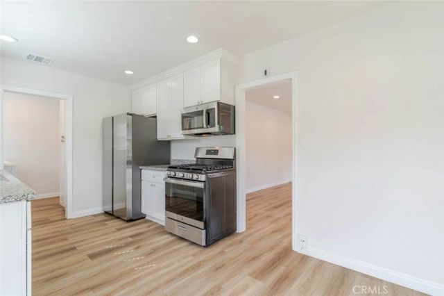 1466 Stanley Avenue, Glendale, CA 91206