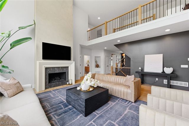 534 S Port Drive, Avon Lake, OH 44012