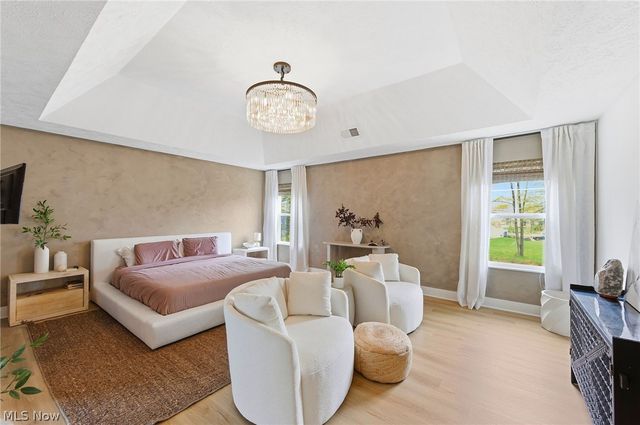 534 S Port Drive, Avon Lake, OH 44012