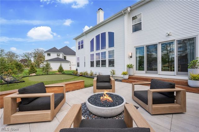 534 S Port Drive, Avon Lake, OH 44012
