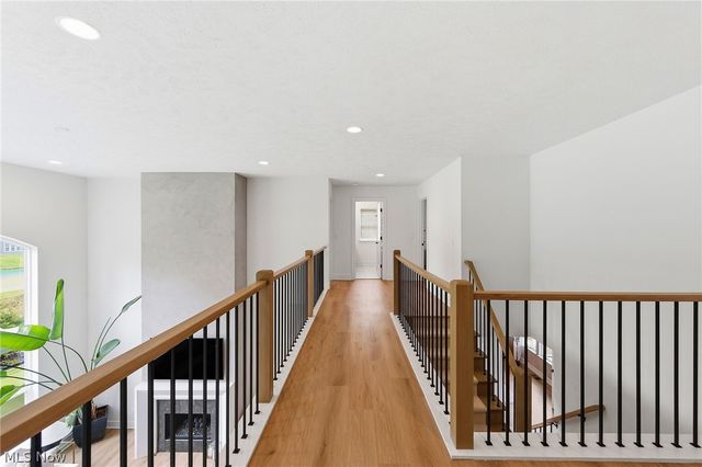 534 S Port Drive, Avon Lake, OH 44012