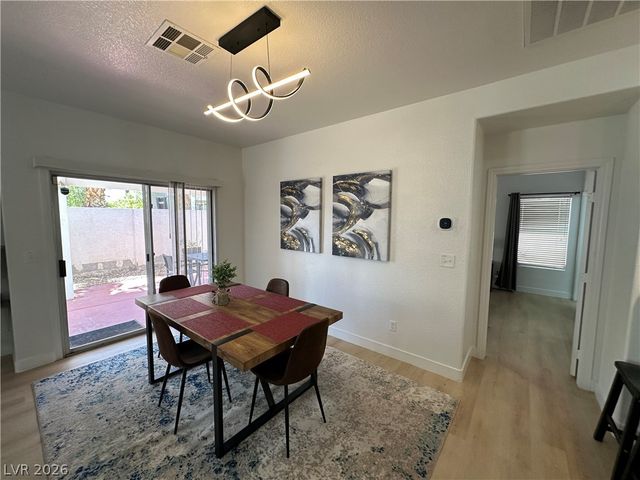 9825 Garamound Avenue, Las Vegas, NV 89117