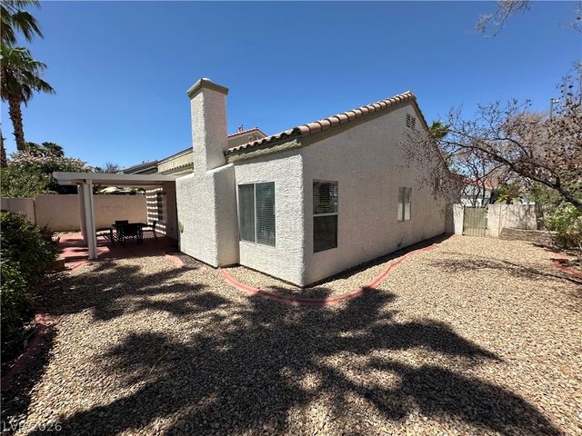 9825 Garamound Avenue, Las Vegas, NV 89117