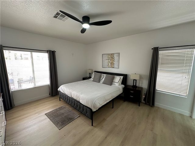 9825 Garamound Avenue, Las Vegas, NV 89117