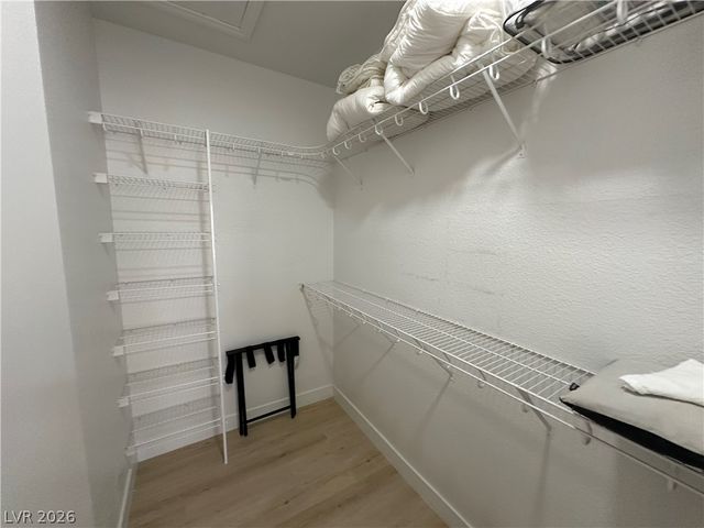 9825 Garamound Avenue, Las Vegas, NV 89117