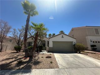 9825 Garamound Avenue, Las Vegas, NV 89117