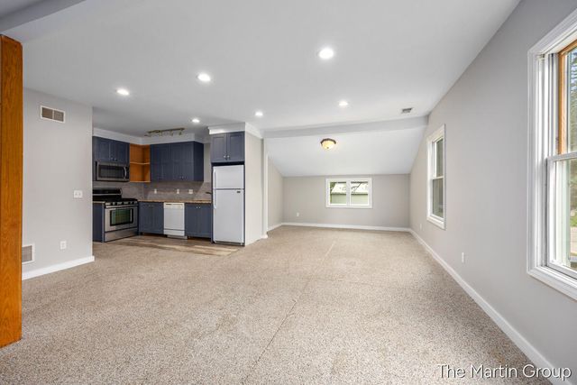 6610 Riga Avenue Ne, Plainfield Twp, MI 49341