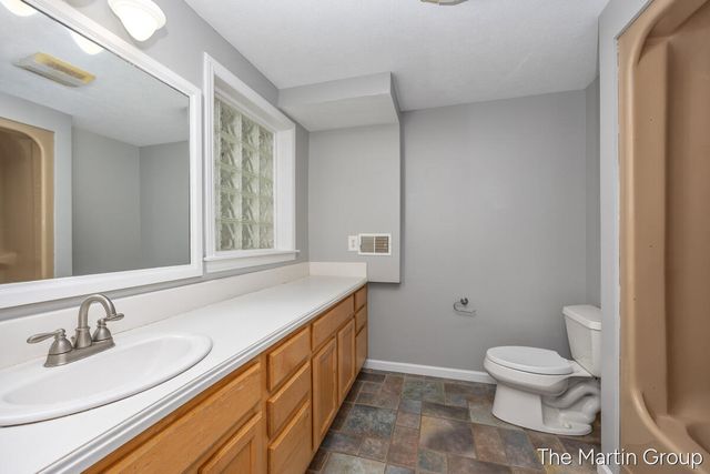 6610 Riga Avenue Ne, Plainfield Twp, MI 49341