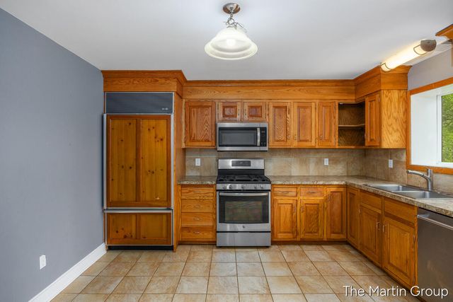 6610 Riga Avenue Ne, Plainfield Twp, MI 49341