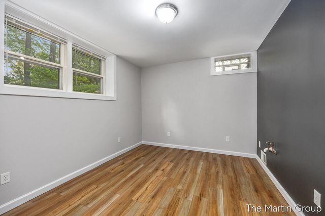 6610 Riga Avenue Ne, Plainfield Twp, MI 49341