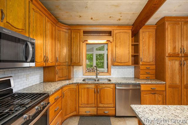 6610 Riga Avenue Ne, Plainfield Twp, MI 49341