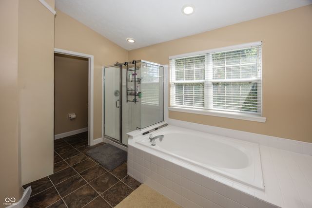 13189 Penneagle Drive, Carmel, IN 46033