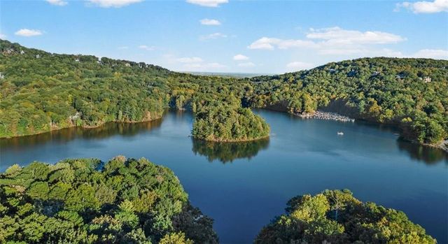 81 Flycatcher Point, Big Canoe, GA 30143