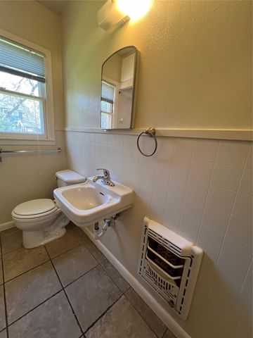 1007 E 38th ST, Austin, TX 78705