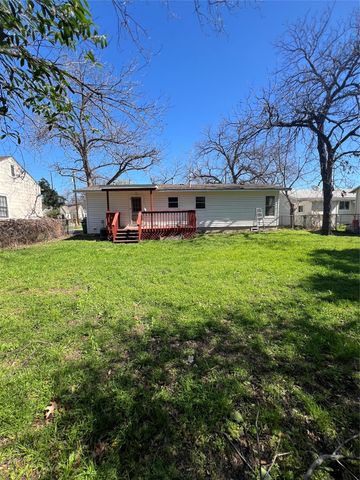 1007 E 38th ST, Austin, TX 78705