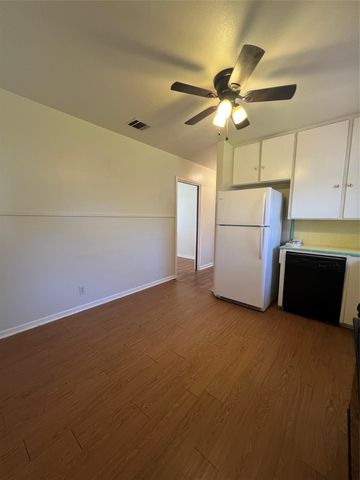 1007 E 38th ST, Austin, TX 78705