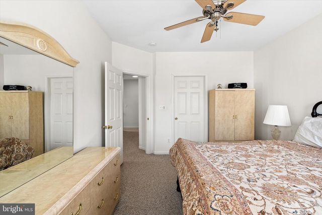 13 RIVER LN, Delanco, NJ 08075