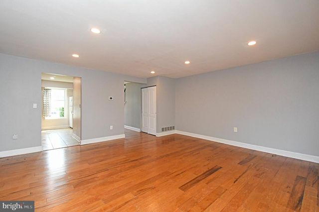 611 PIEDMONT CT, Lansdale, PA 19446