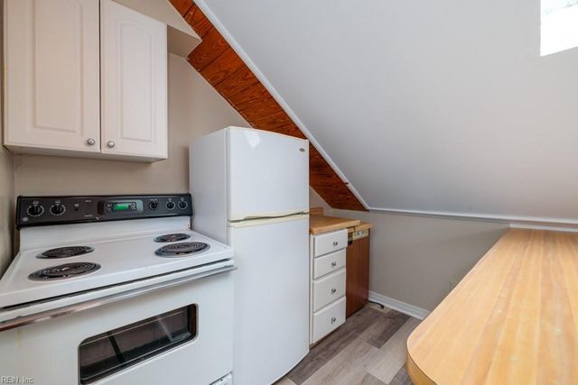 1907 Mediterranean Ave # B, Virginia Beach, VA 23451