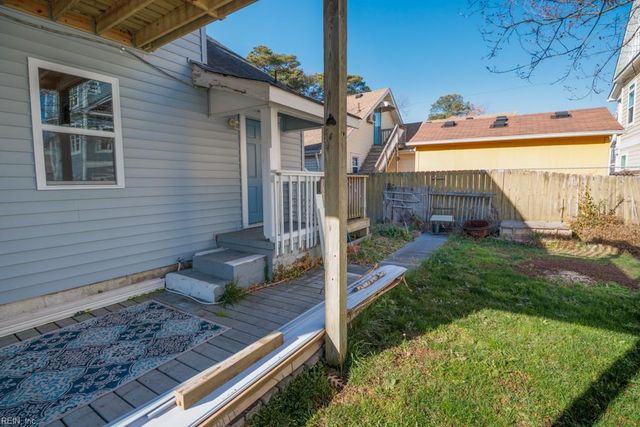 1907 Mediterranean Ave # B, Virginia Beach, VA 23451